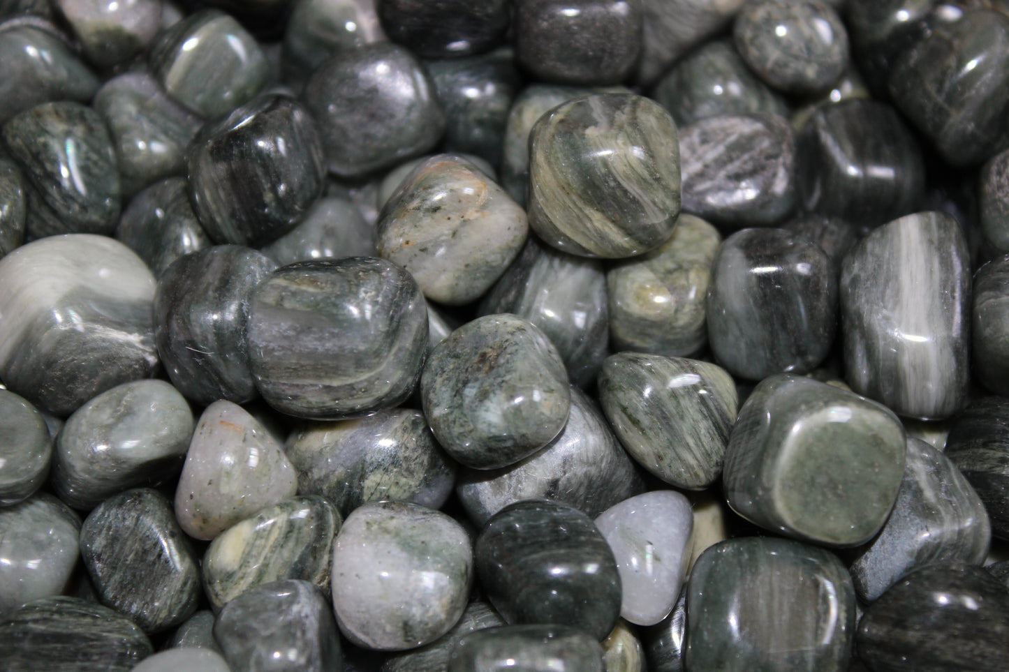 Green Hair Jasper Tumbled Mini Stones